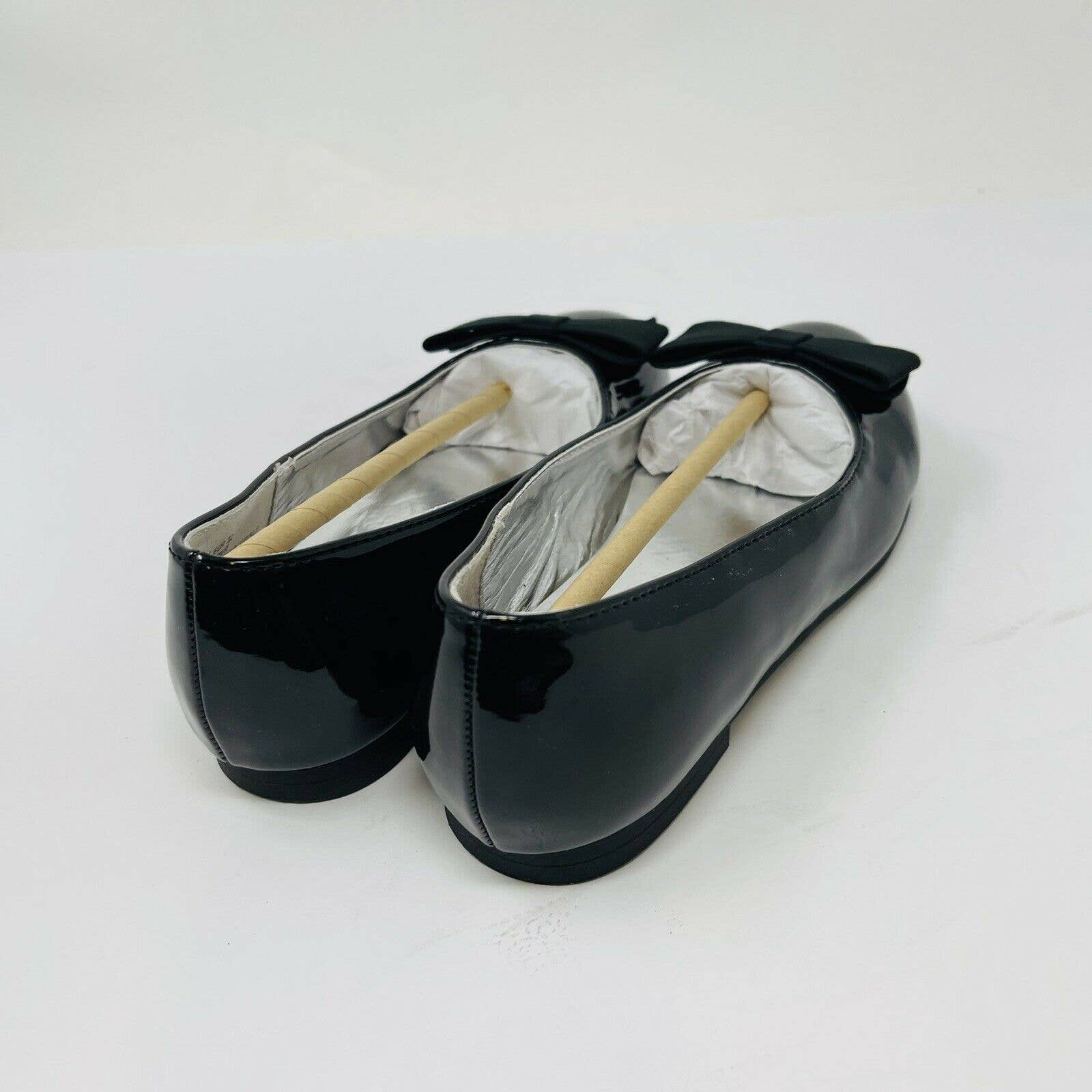 New Nina Pegasus-T Solid Black Glossy Leather Girl's Sz 1.5m Slip On Dress Shoes — image 6 of 7